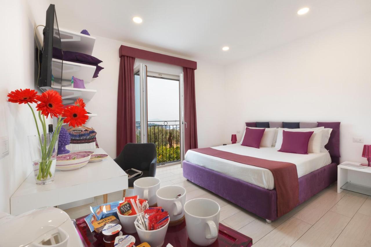 סורנטו Eterea Charming Suites מראה חיצוני תמונה