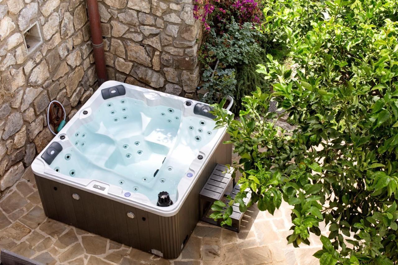 סורנטו Eterea Charming Suites מראה חיצוני תמונה