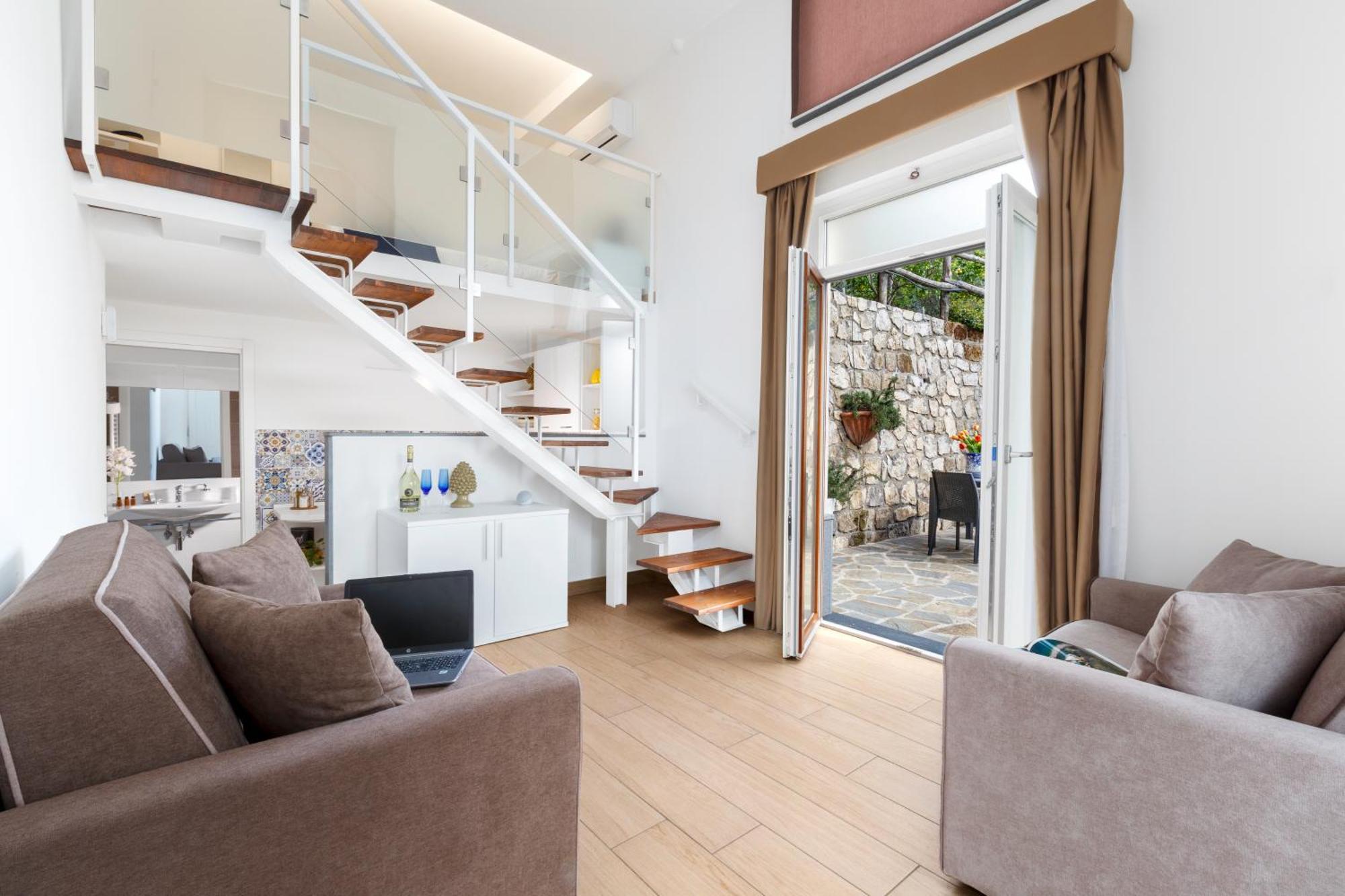 סורנטו Eterea Charming Suites מראה חיצוני תמונה
